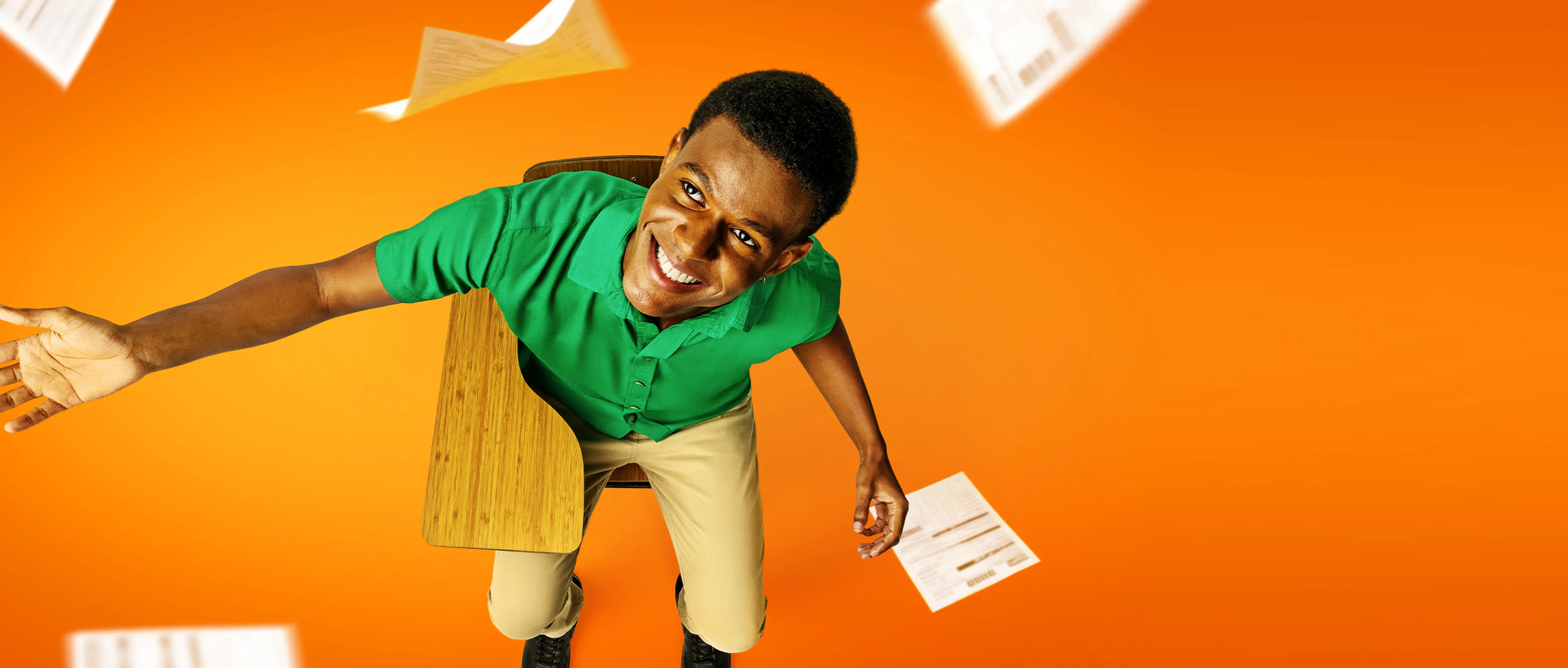 Pessoa feliz com o empréstimo Neoenergia