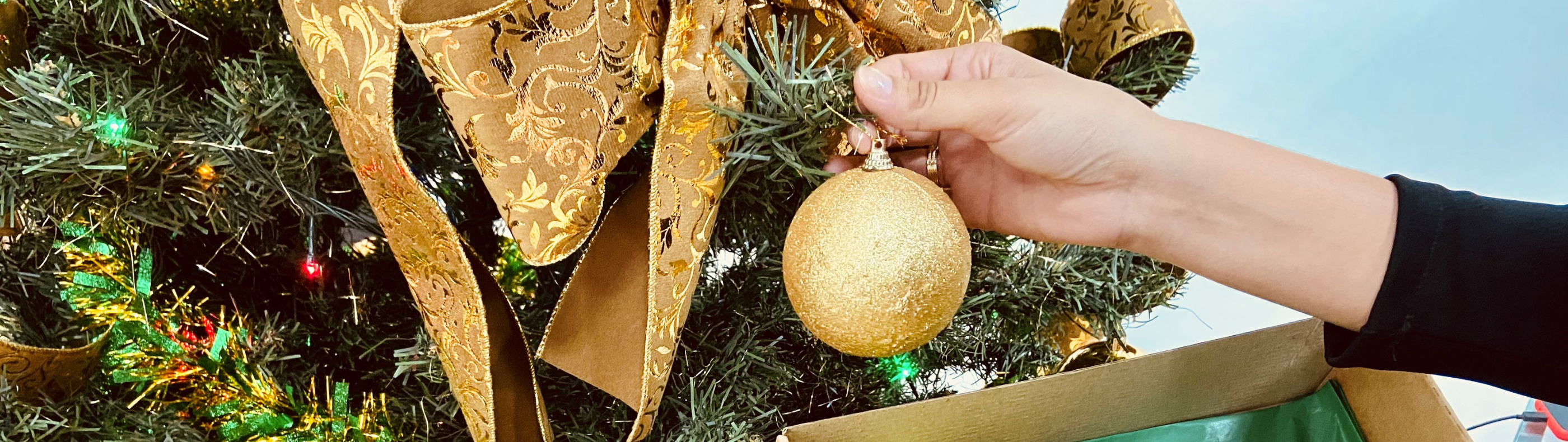 Veja como retirar e guardar a decoração natalina com segurança 